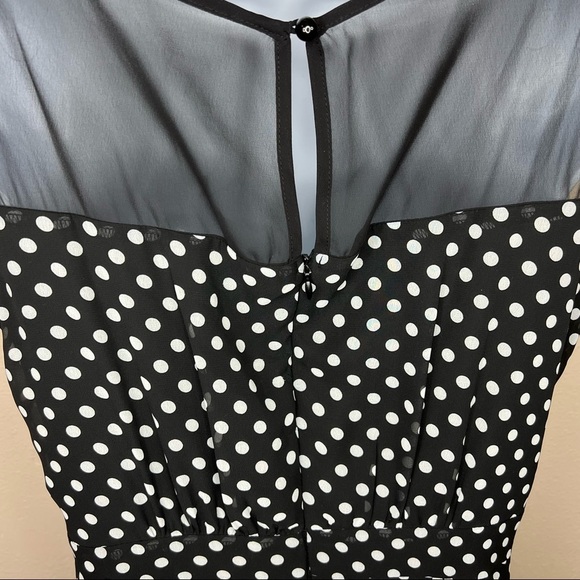 10 Enfocus Studio Black & White Polka Dot Sleeveless Dress Medium Cocktail Event - Picture 5 of 9